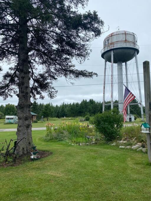 Centrally Located - Historic Blaney Park- Michigan Germfask Exterior foto